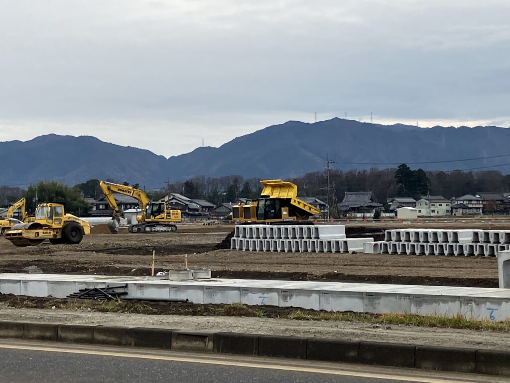 滋賀県八日市のコストコ東近江倉庫建築現場