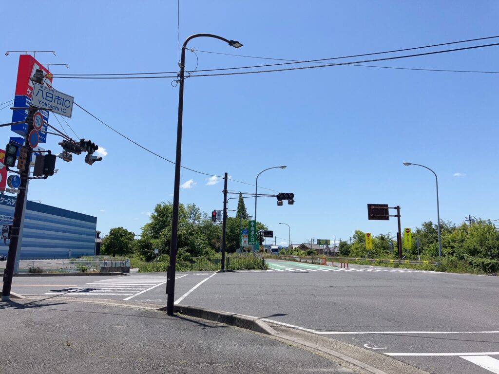 名神高速道路の八日市インターチェンジ出口