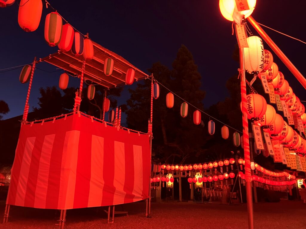 萱野神社 献灯祭 盆踊り 江州音頭