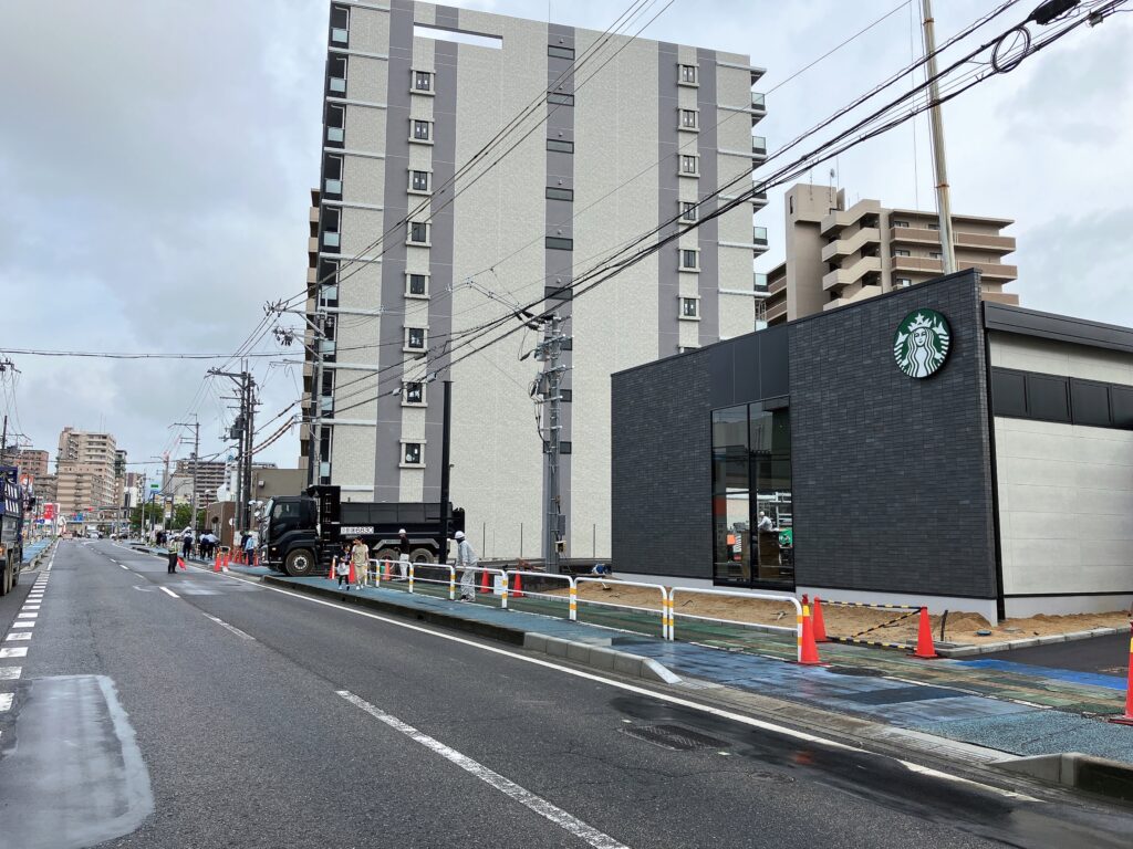 南草津駅から近い ＜スタバ南草津西口店＞ 